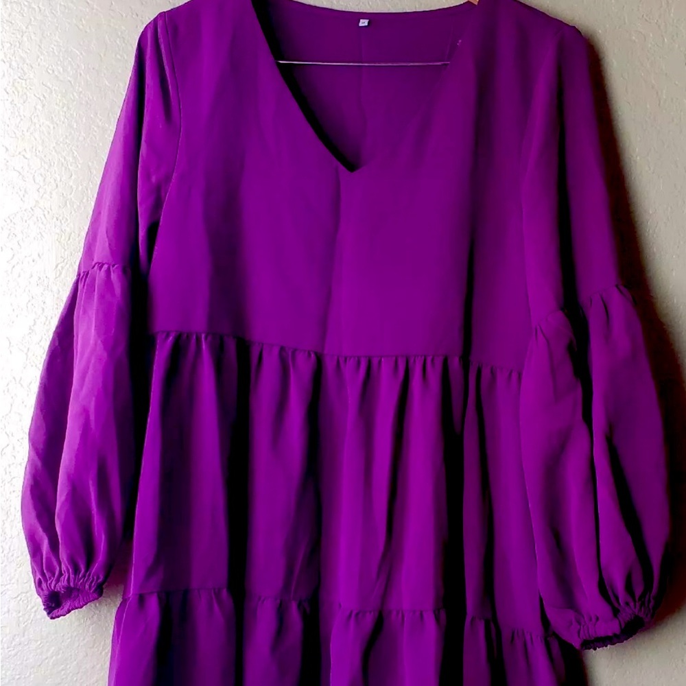 ZARA Dress Purple. Tiered Knee length size Large. Balloon sleeves. Never worn